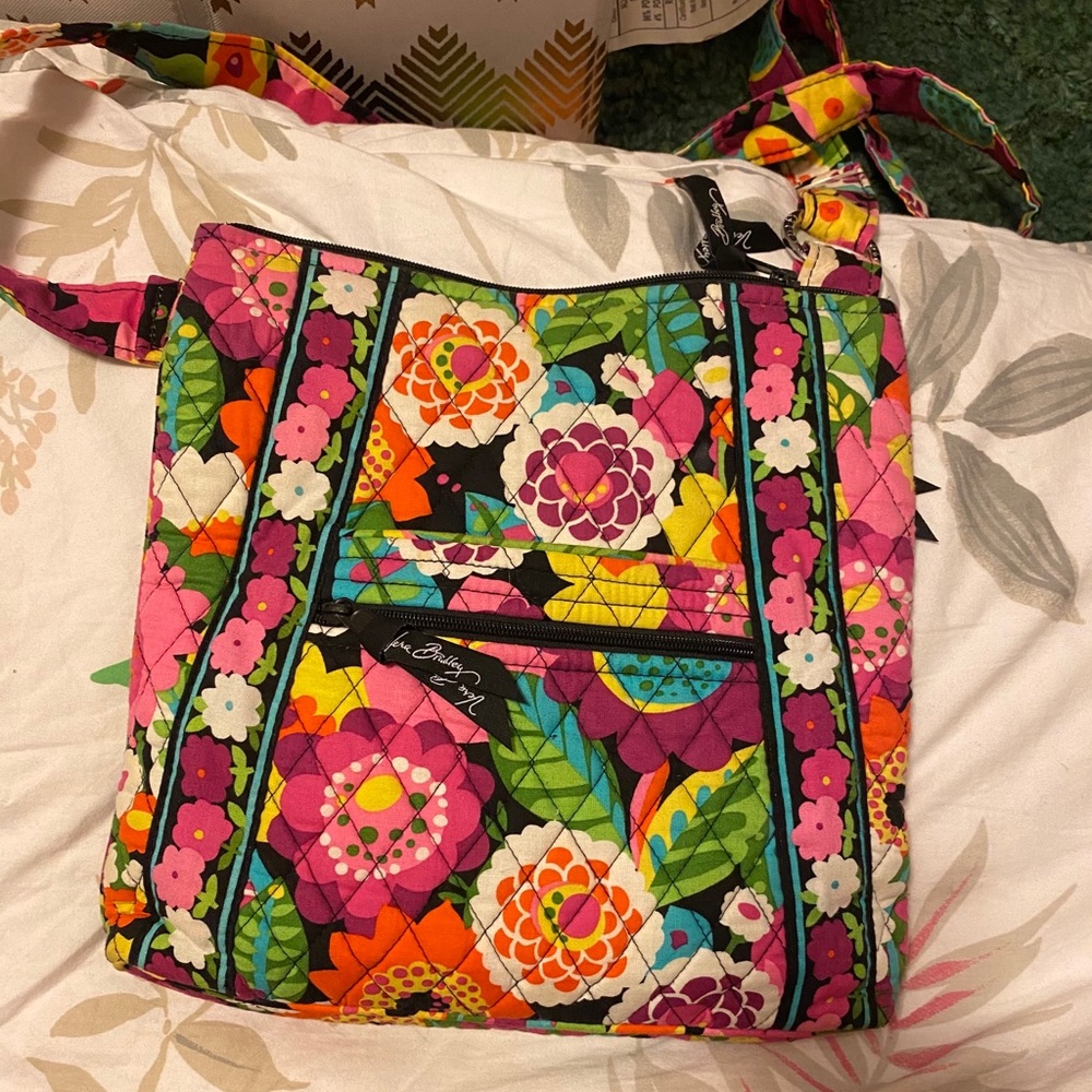 Vera Bradley Va Va Bloom crossbody